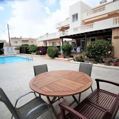 Appartement Pool-side 2 Bedroom In Paphos