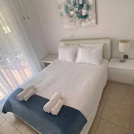 Appartement Pool-side 2 Bedroom In